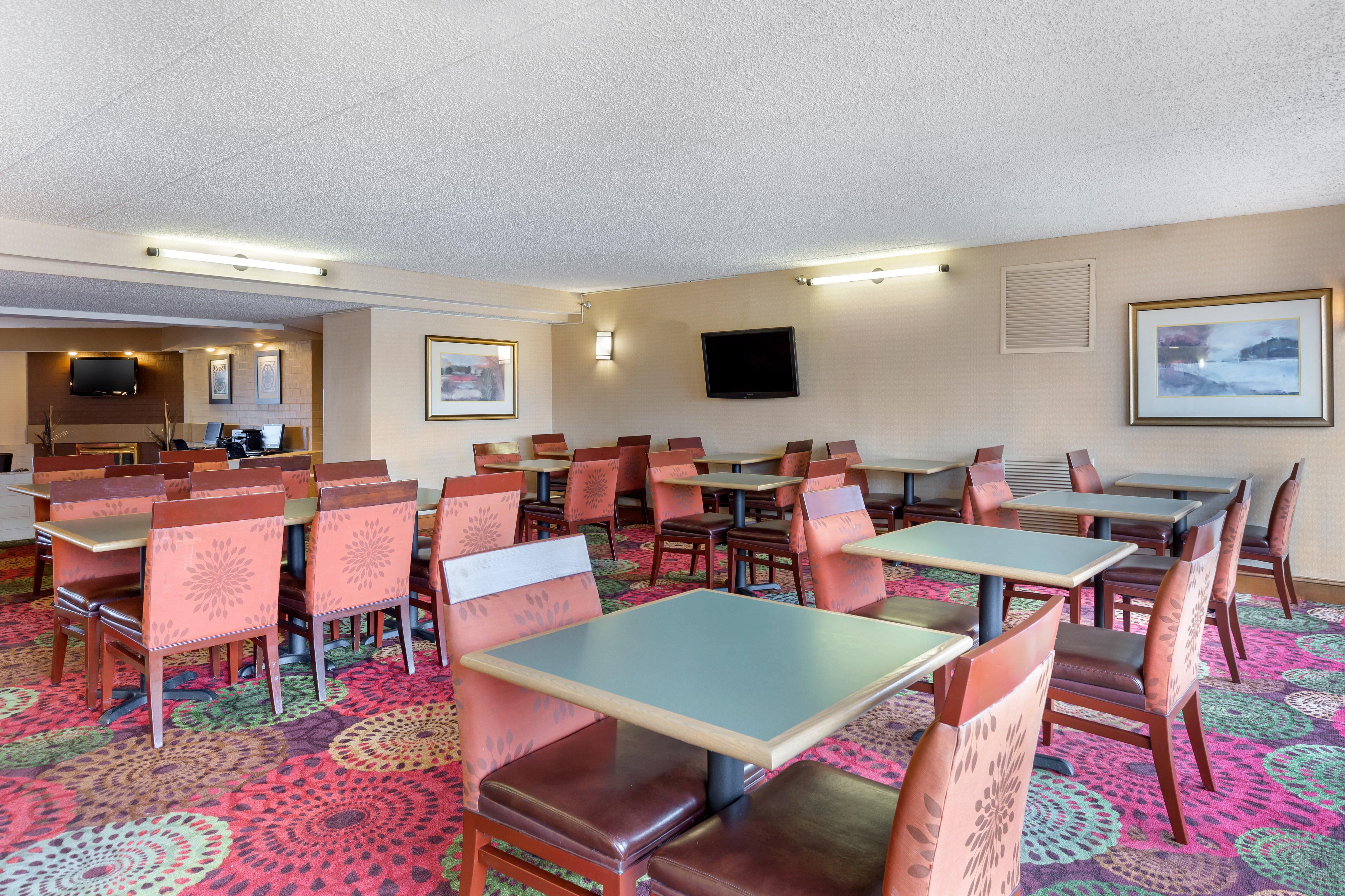 Holiday Inn Express Chicago-Downers Grove By Ihg Ngoại thất bức ảnh