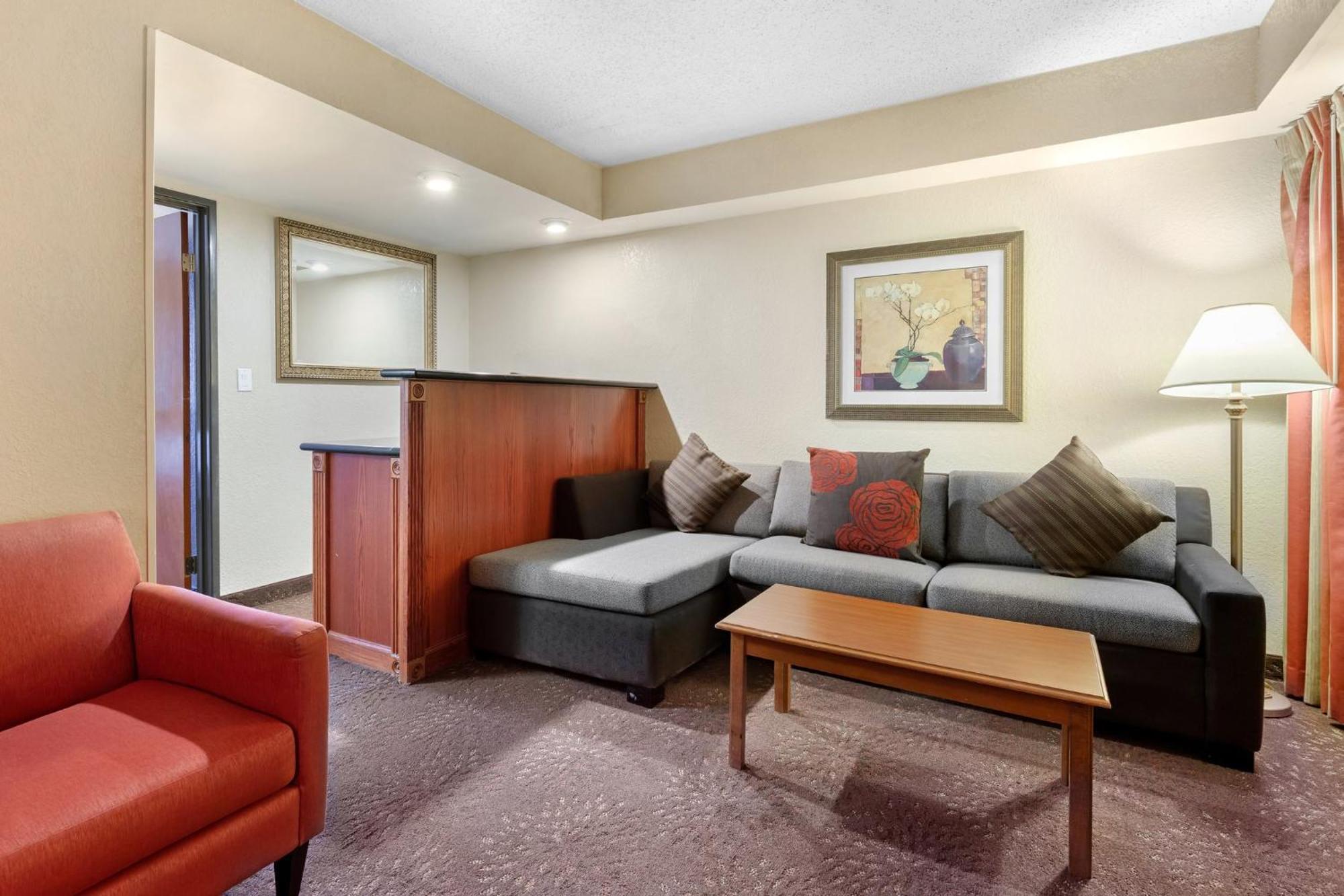 Holiday Inn Express Chicago-Downers Grove By Ihg Ngoại thất bức ảnh