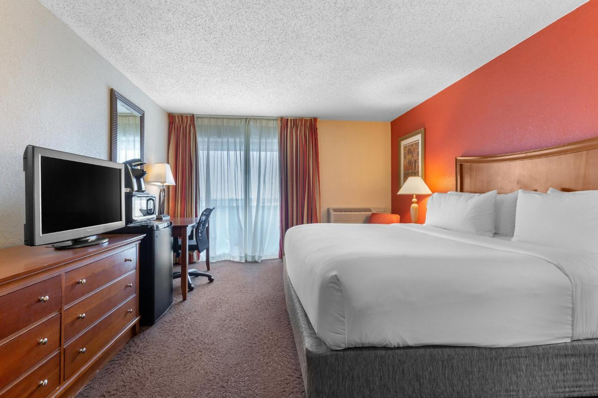 Holiday Inn Express Chicago-Downers Grove By Ihg Ngoại thất bức ảnh