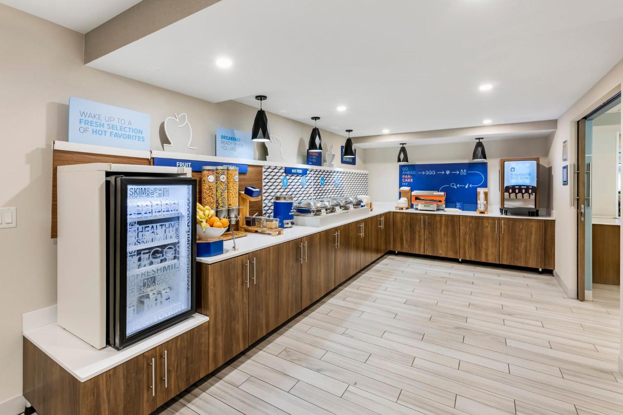 Holiday Inn Express Chicago-Downers Grove By Ihg Ngoại thất bức ảnh