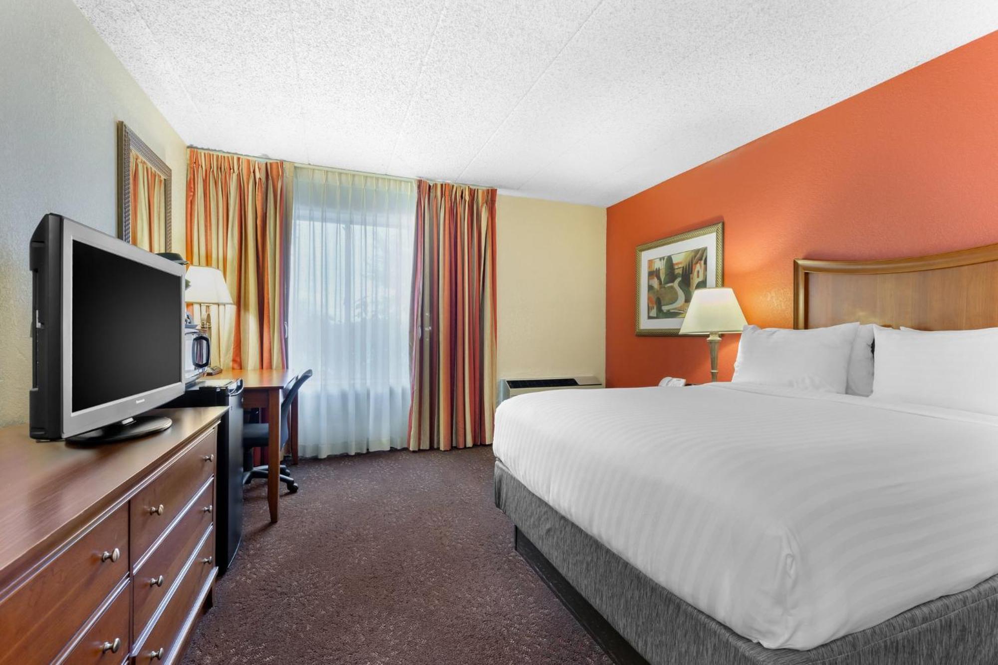 Holiday Inn Express Chicago-Downers Grove By Ihg Ngoại thất bức ảnh