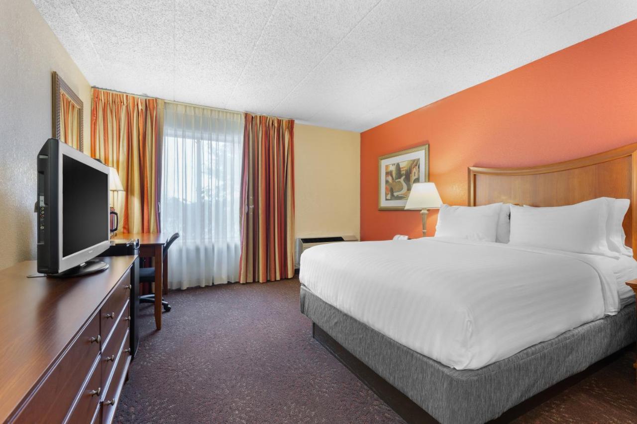 Holiday Inn Express Chicago-Downers Grove By Ihg Ngoại thất bức ảnh